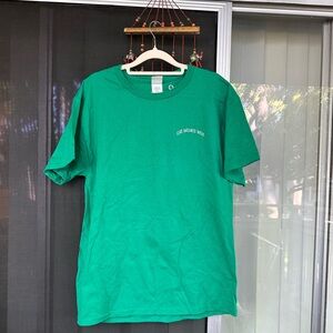 100% cotton best for all genders with beautiful print on top in size M.